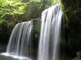 鍋ヶ滝